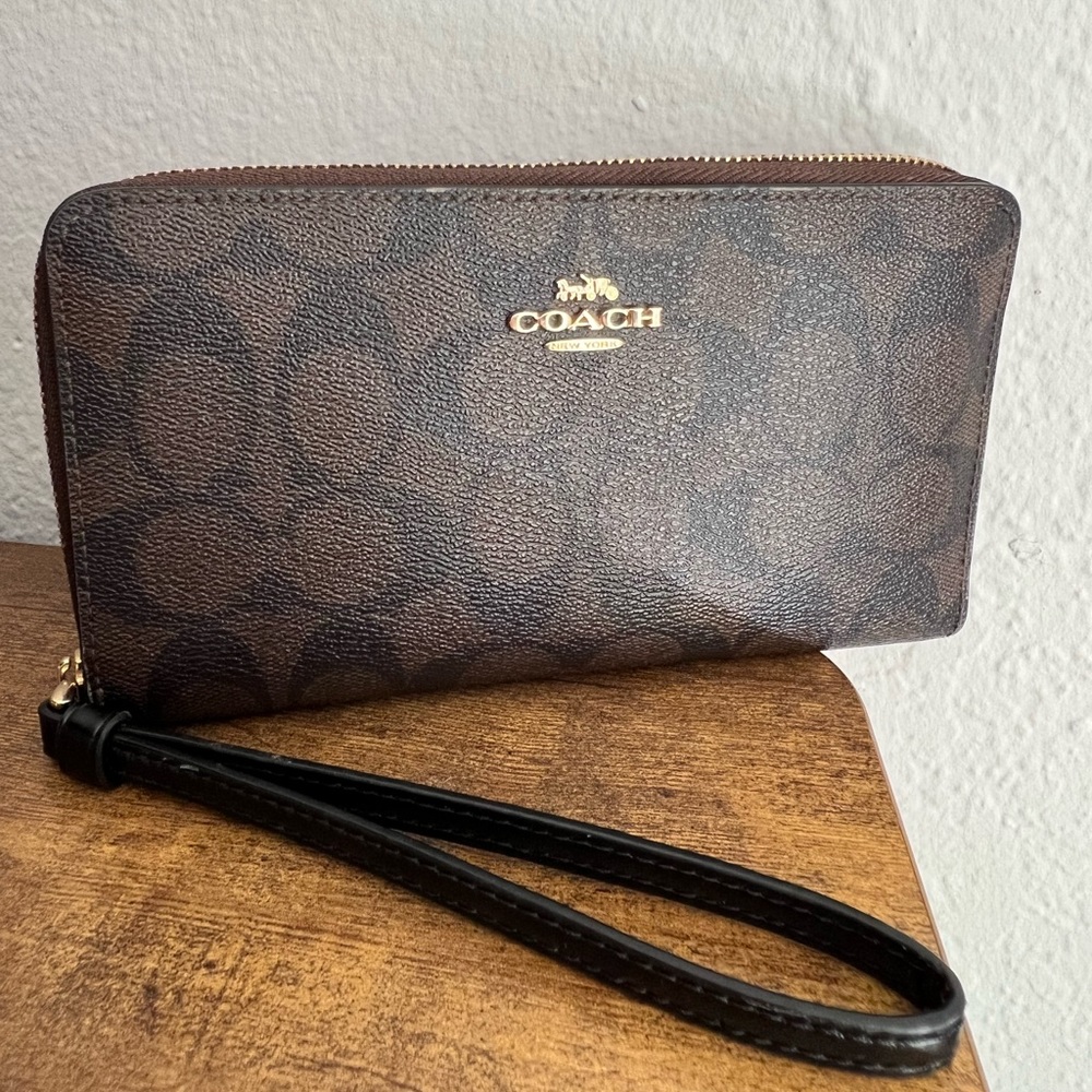 Coach Signature Printed PVC Phone Wallet Wristlet